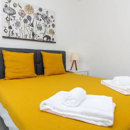 Apartment Casa Dcr - In 5 Mins To