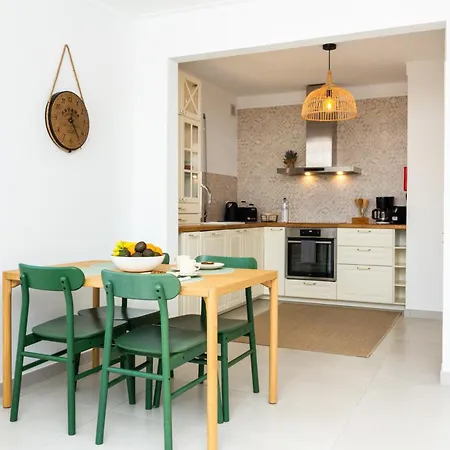 Lejlighed Casa Dcr - In 5 Mins To