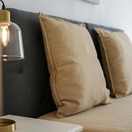 Casa Dcr - In 5 Mins To Apartment