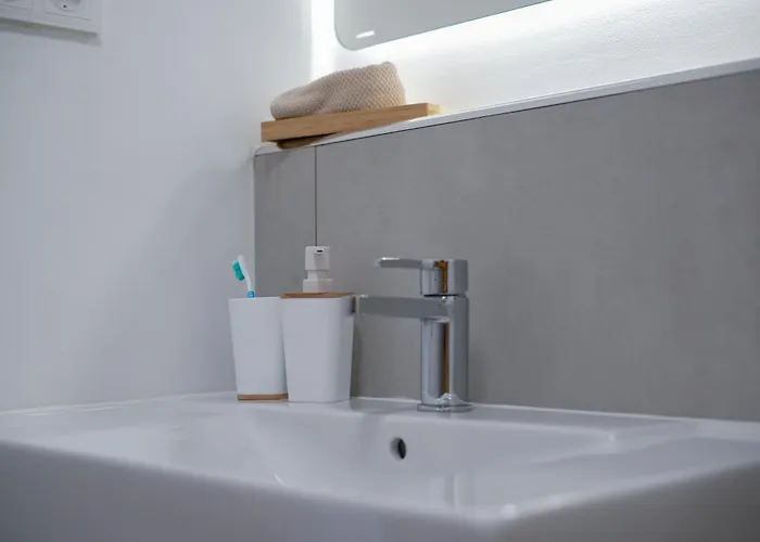 Casa Dcr - In 5 Mins To Appartement